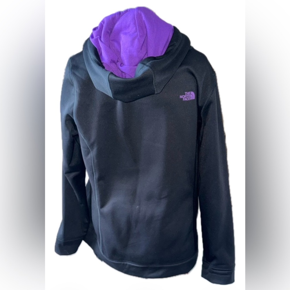 The North Face Women's Black and Purple Hoodie - Picture 3 of 6
